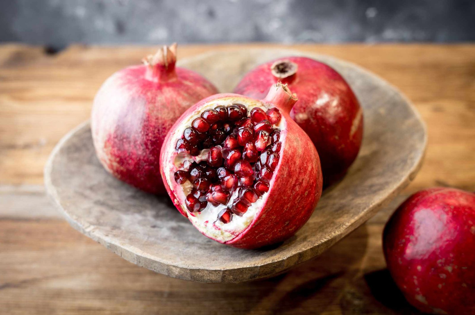 6 Health Benefits of Pomegranates